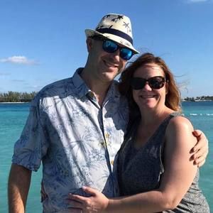 Meet your Posher, Lori